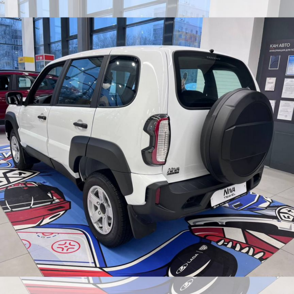 LADA Niva Travel 2025 год,